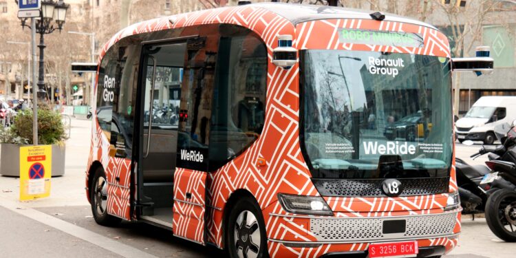 The Netherlands Launches Its First Self-Driving Bus on Public Roads