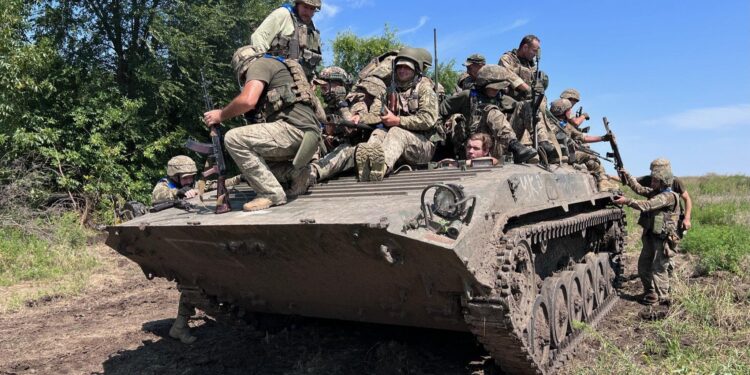 Ukraine’s Foreign Minister Slams Hungary’s Ban on Three Ukrainian Soldiers as Manipulation