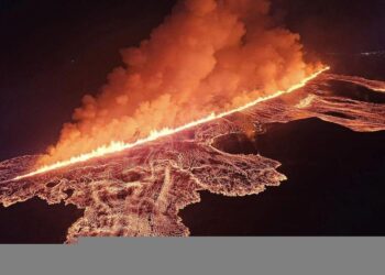 Why Do Iceland’s Volcanoes Keep Erupting, and How Dangerous Are They? – Bloomberg.com