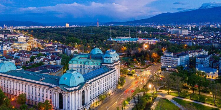 Bulgaria faces new weather warnings over sweltering temperatures – The Sofia Globe