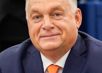 Hungarian Prime Minister Viktor Orban vows to veto EU budget over frozen EU funds – MSN