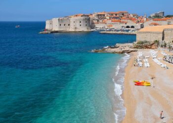 Croatia to give grants to encourage return of Croats to Bosnia and Herzegovina – Croatia Week