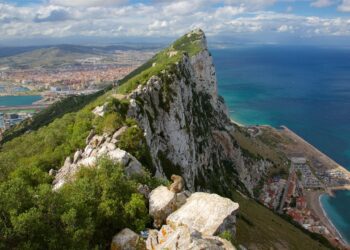 UK and Spain strike ‘historic’ deal over Gibraltar’s future and borders – The Guardian