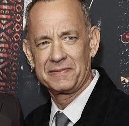 Tom Hanks Visits Traditional Tavern on Naxos, Greece – GreekReporter.com