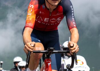Tom Pidcock conquers ‘home’ cross-country race in Andorra round of UCI Mountain Bike World Series – Cyclingnews