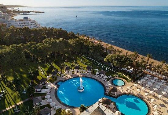 Hotels in Spain, Italy, France, Greece, and Portugal nearly full — common mistakes middle-class tourists should avoid – VegOut