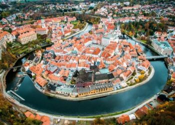 Czech Republic Picks Klára Tasovská’s ‘I’m Not Everything I Want To Be’ As International Oscar Entry – Deadline