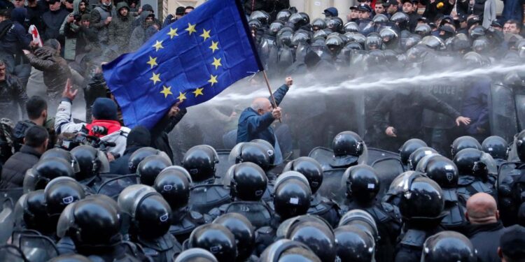 Georgian Protesters Back On Streets As Ex-President Takes Cause To Trump Inauguration – Radio Free Europe/Radio Liberty