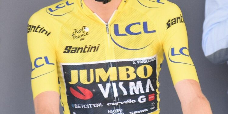 Vingegaard back in Vuelta red jersey as protesters disrupt team time trial – Reuters