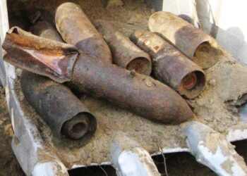 World War II bomb discovery in Slovakia’s capital prompts evacuations in downtown Bratislava – the-messenger.com