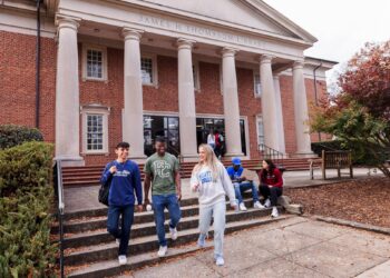 Presbyterian College graduate earns Fulbright Award to teach English in Bulgaria – Presbyterian College