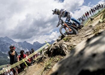 UCI Downhill MTB World Cup at Lenzerheide, Switzerland—Final European Round Before Cup Heads to North America – SnowBrains
