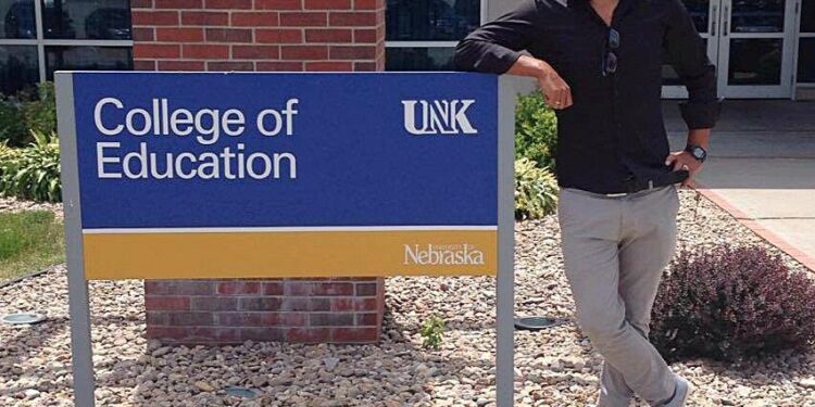 UNK alum Jairo Montenegro embraces life as an international teacher and traveler – UNK NEWS