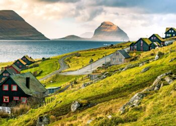 Relinquishing Control on a ‘Self-Navigating’ Road Trip Through the Faroe Islands – Condé Nast Traveler