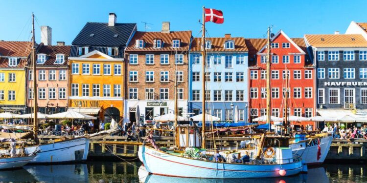 Denmark Forced Contraception on Greenlandic Girls, a Scathing Report Confirms – The New York Times