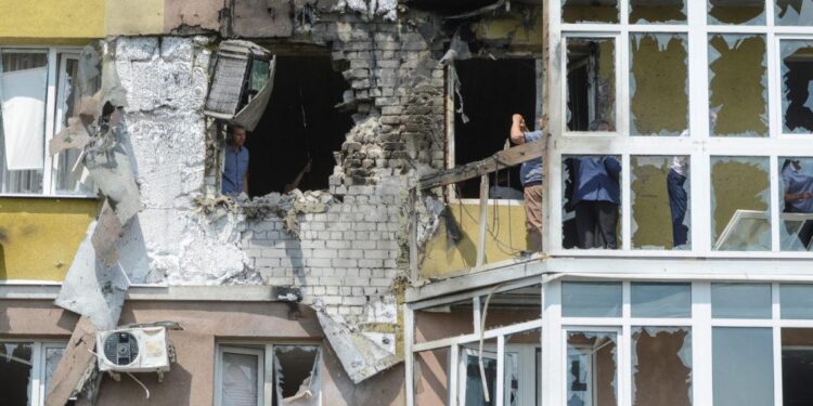 Dozens injured in ‘savage’ Russian drone strike on Ukrainian railway station – ABC News – Breaking News, Latest News and Videos