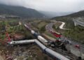 Greece train tragedy hunger striker vows to go ‘to the end’ – Euractiv