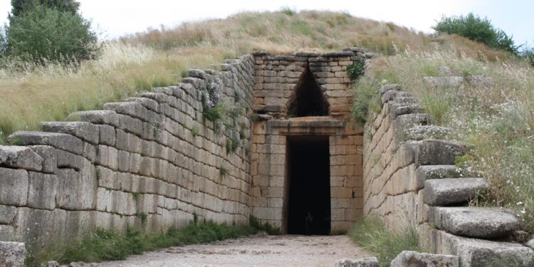 Archaeologists uncover 60 ancient tombs in western Türkiye | Daily Sabah – Daily Sabah