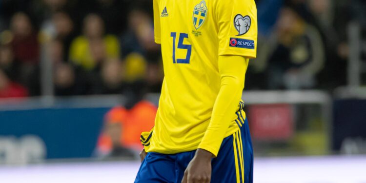 Alexander Isak Moment From Sweden Game Leaves Fans Speechless – SPORTbible