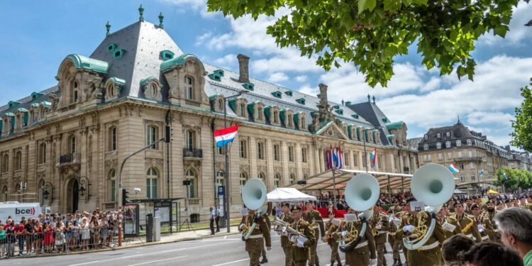 Celebrations in Luxembourg as new Grand Duke sworn in – BBC