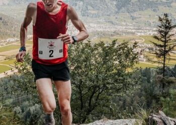 World record alert: Rémi Bonnet sets new fastest time on 1km vertical – Red Bull