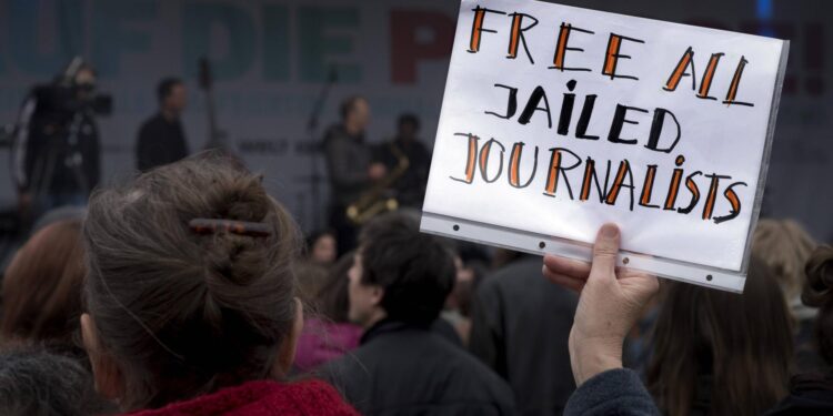Jailed journalists in Belarus, Georgia win EU’s Sakharov human rights prize – RFI