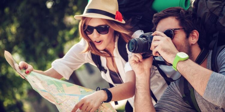 Tourism boss reacts to new statistics from States of Guernsey – BBC