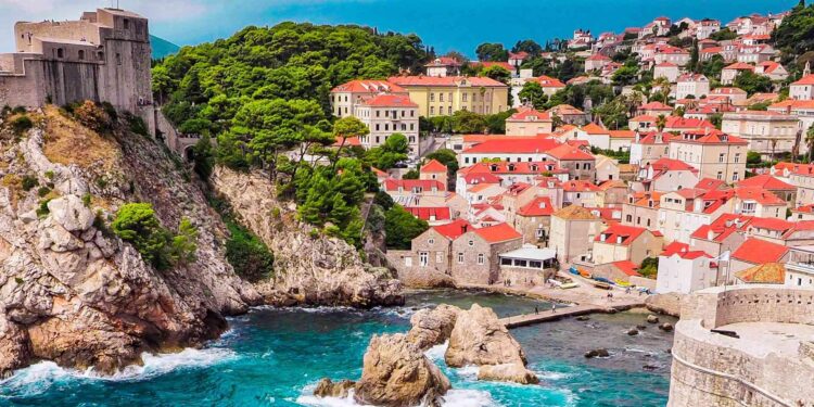 What I Found In Croatia Wasn’t Just Peace — It Was Permission To Take Up Space As A Black Woman – Travel Noire