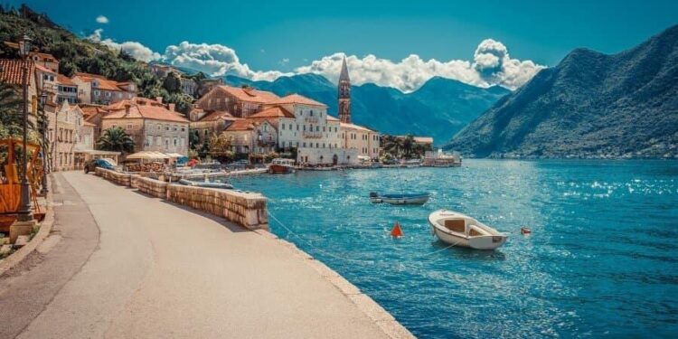 Montenegro to impose temporary visa regime on Turkish citizens – Türkiye Today