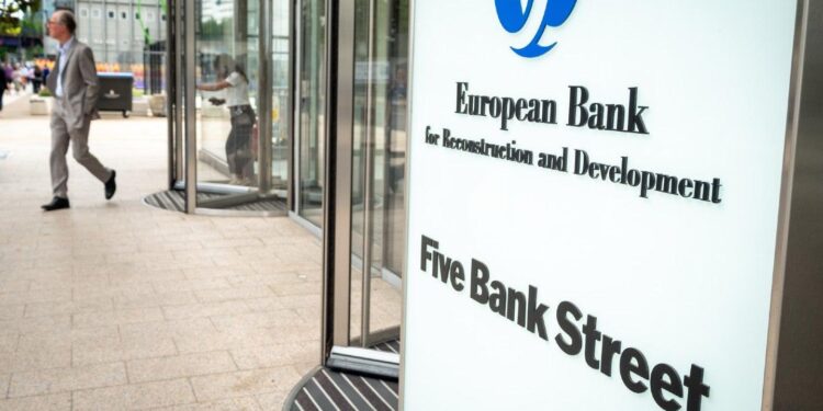 EBRD supports modernisation of Serbia’s international rail services – EBRD