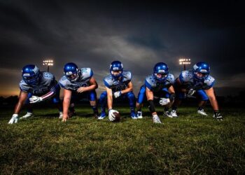 Video highlights from Bedford at Gibraltar Carlson playoff football – Monroe Evening News