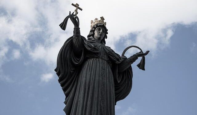 What to know about Catherine Connolly, Ireland’s new outspokenly left wing president – NPR