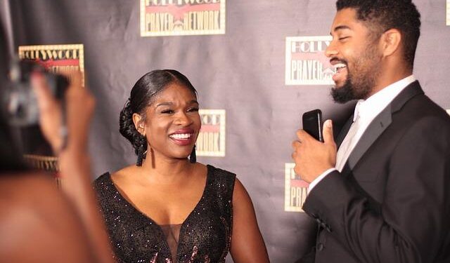 Tony Blair is revered in Kosovo for helping end its war. Many ask if he can succeed again in Gaza – AP News