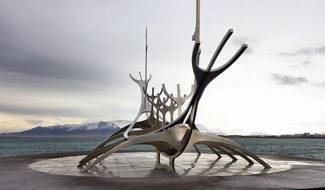 Top 30 Best Bars in Reykjavik: The Ultimate Guide – Guide to Iceland