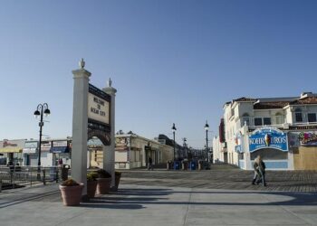 New Jersey Declares State of Emergency Over Propane Supply – Bloomberg.com