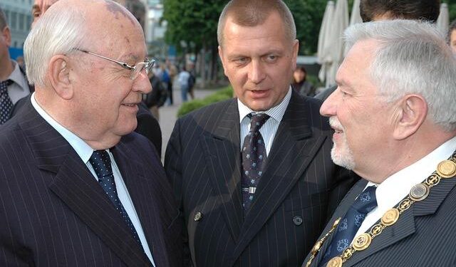 Former mayor of Norway dies from injuries sustained in house fire – WRDW