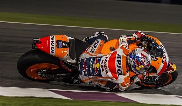 MotoGP San Marino GP: Marc Marquez outduels Marco Bezzecchi for 11th win of 2025 – Motorsport.com