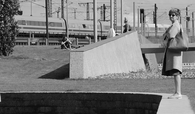 Teen Facing Deportation Calls Elon Musk’s Comments About Her ‘Crazy’ – Yahoo