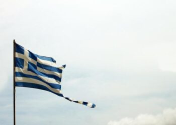 France Defends Decision to Give Citizenship to George and Amal Clooney – The Daily Beast