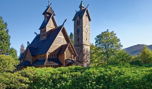 Wang Yi Holds Talks with Austrian Federal Minister for European and International Affairs Beate Meinl-Reisinger – fmprc.gov.cn