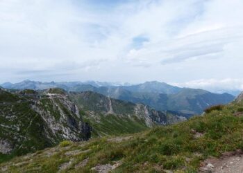 Looking Beyond the Camino? Try This Long-Distance Hike in Portugal – Condé Nast Traveler
