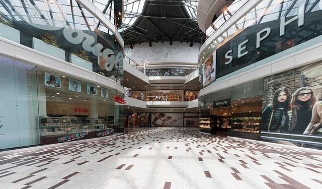 Mall at Greece Ridge aims to reopen around midday Friday after water main break – Spectrum News