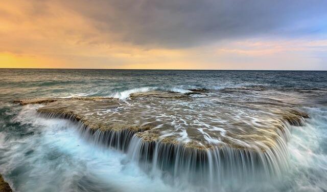 Cascading Grid Failure Triggers Widespread Power Outages Across Ukraine and Moldova – اسلام تايمز