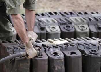 Fuel leak blows cover for alleged Russian submarine Novorossiysk off Gibraltar – France 24