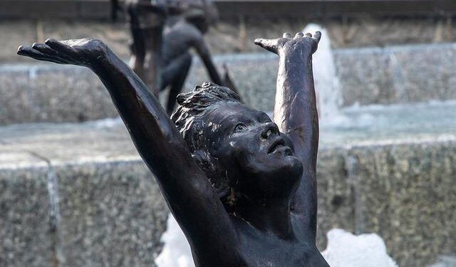 Charlotte Casiraghi opens up about writing and personal sturggles – Monaco Tribune