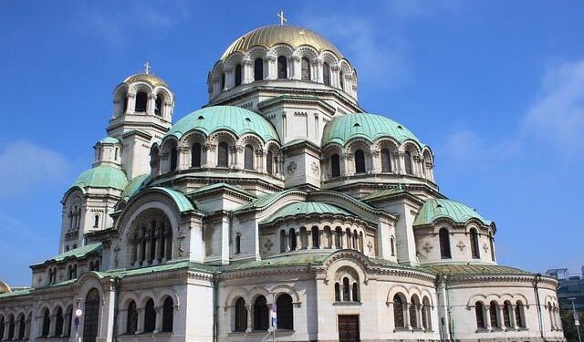 Bulgaria Construction Growth Weakest in Nearly 2 Years – TradingView