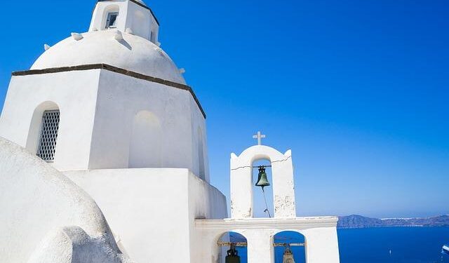 This underrated Greek island still living at a village pace – travelhost.com