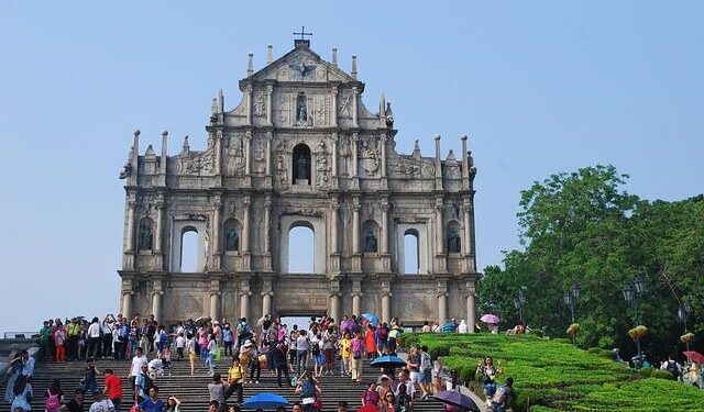 Roadhouse Macau confirm two-man line-up for 2026 Isle of Man TT – BikeSport News