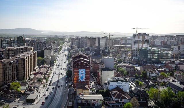 Kosovo heading for an early vote after lawmakers fail to elect government – AP News