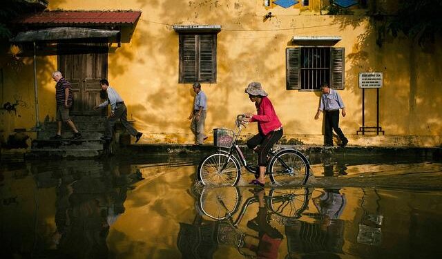 France on edge as Loire floods and storm Pedro threatens more chaos – Yahoo News Canada